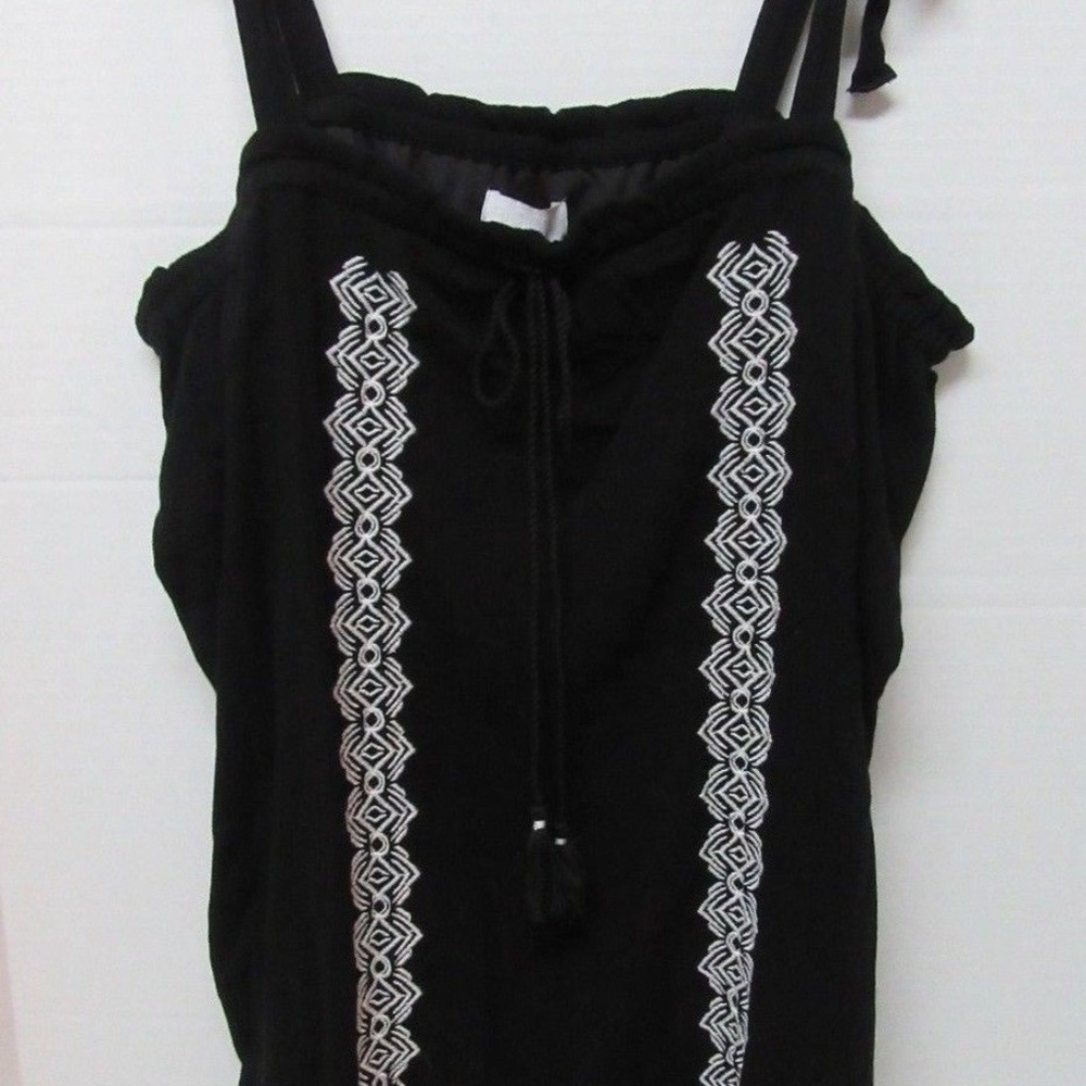 A:Glow Maternity Top Black Crinkle White Embroider